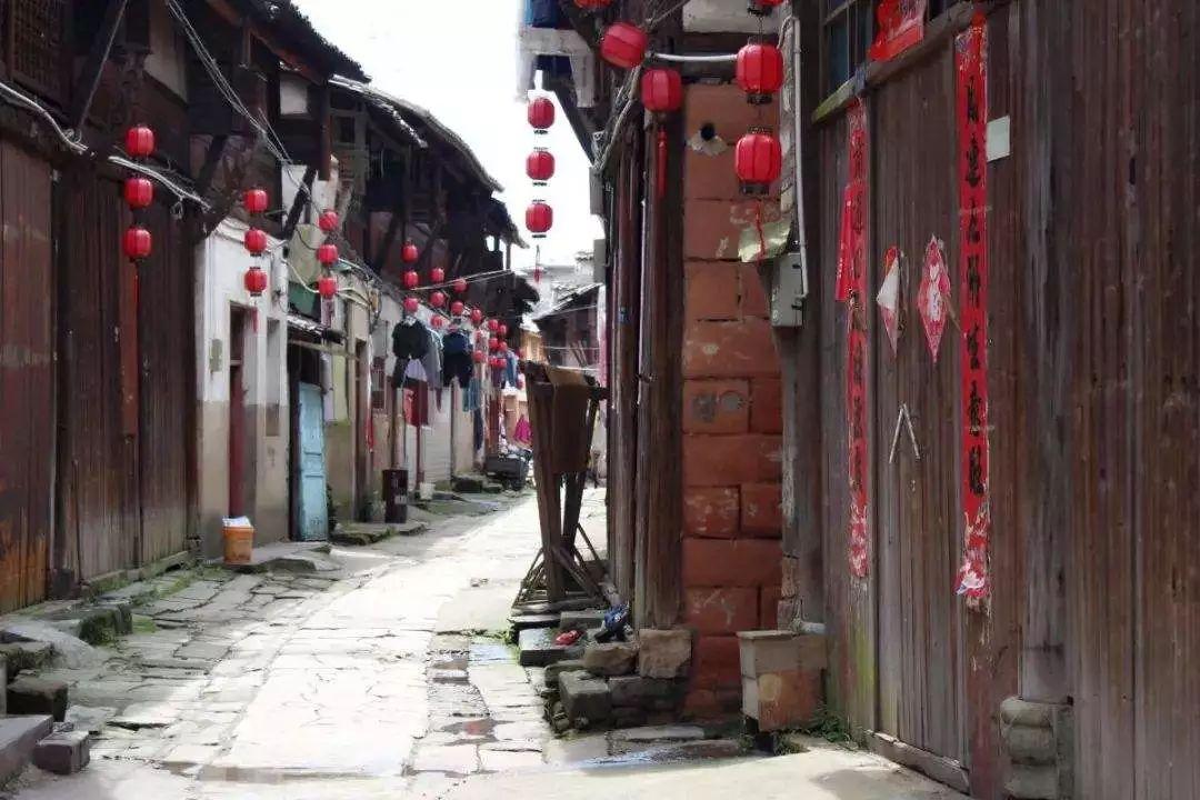 万众狂欢